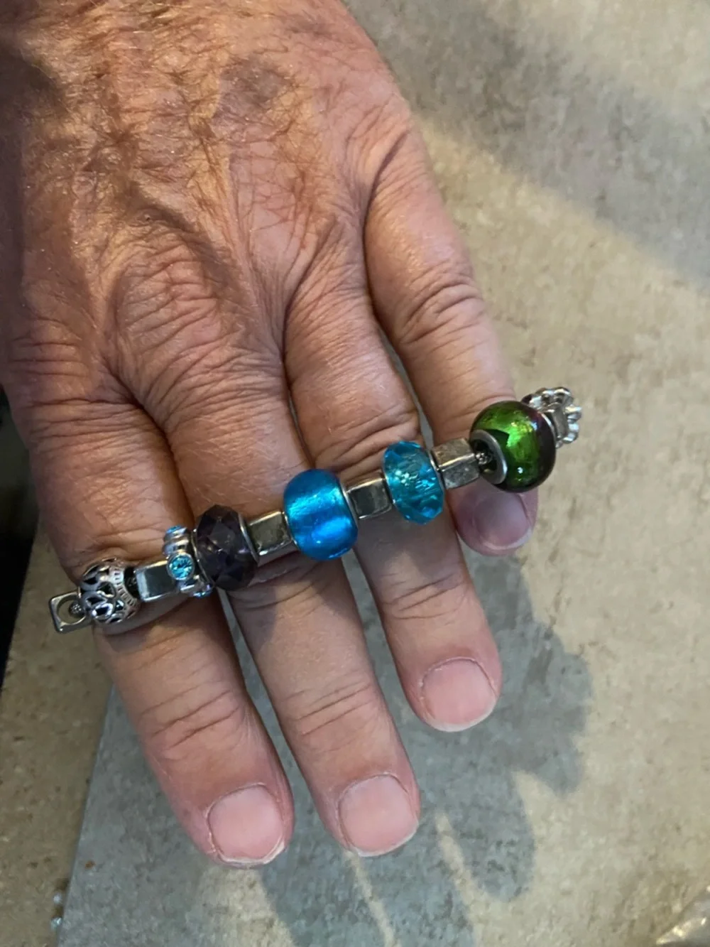 European-style charm bracelet lampwork glass beads and silver-plated charms - Picture 2 of 3